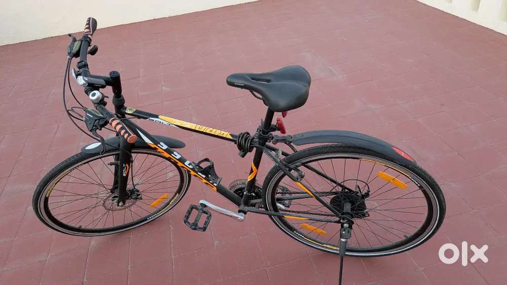 Brand new Kross Bolt 21-Speed Hybrid Cycle  Fully Serviced