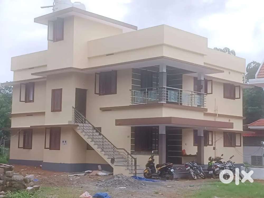 2 bhk upstair semi furnished 1 km Rajagiri hospital aluva