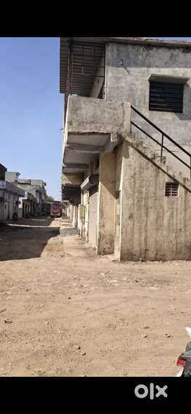 2 floor ggodawn on rent with 3 fase power prosnar bore