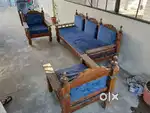 5 seater wooden sofa in excellent condition