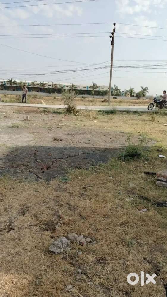 27 कार्तिक नगर, पुराने दारु गोदाम के पीछे, पंचक्रोशी मार्ग, उज्जैन