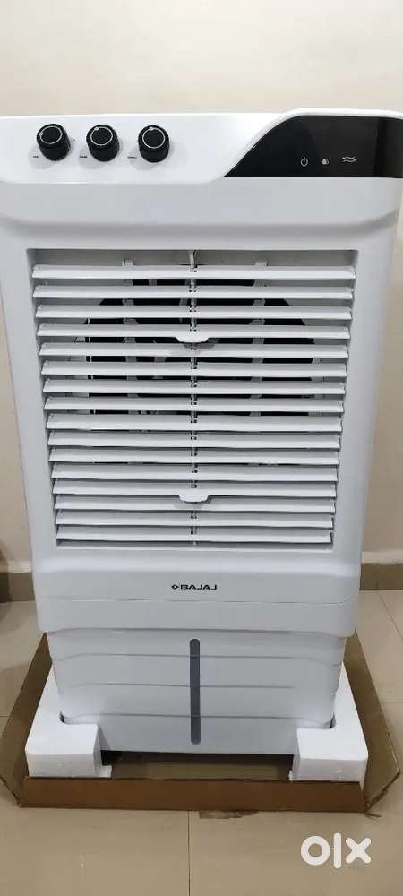 Bajaj 90 liter cooler not single day used . Brand new