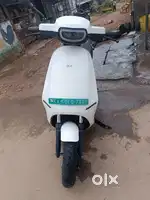 OLA S1 air- 2025 - 8 months old -urgent sell moving out