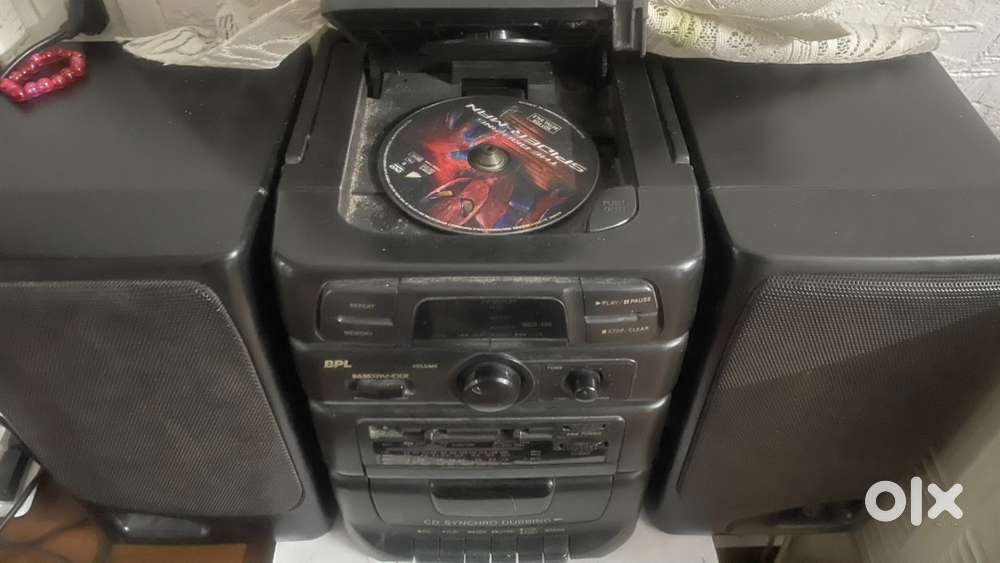 CD & tape player with speaker