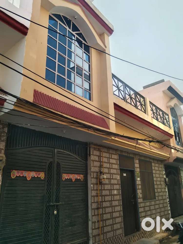 100 gak ka अपने उपयोग के लिए मज़बूत बना हुआ घर