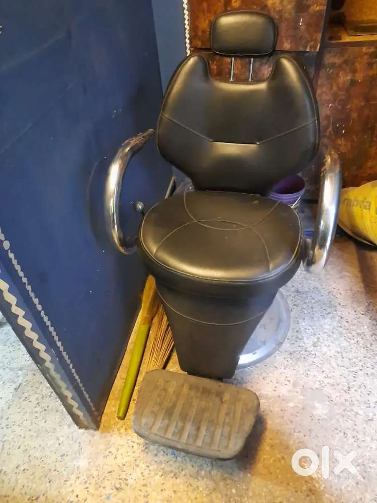 Complete Saloon Furniture for sell