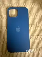 Iphone 14 original apple case with soft touch inside the case