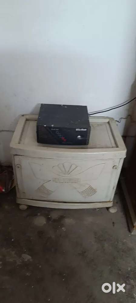Microtek Inverter, battery with trolly