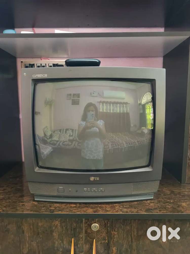 LG Box Tv( good condition)