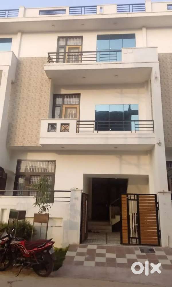 Room for Rent Gated Colony Near Made Easy & Next IAS, Sitabari