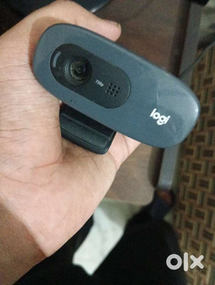 LOGITECH WEB CAMERA IN PERFECT CONDITION