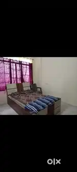 For bachelor flatmate