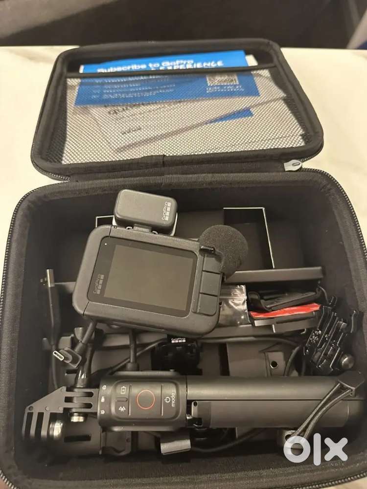 GoPro - HERO11 Black Creator Edition Action Camera - Black COMPLETE