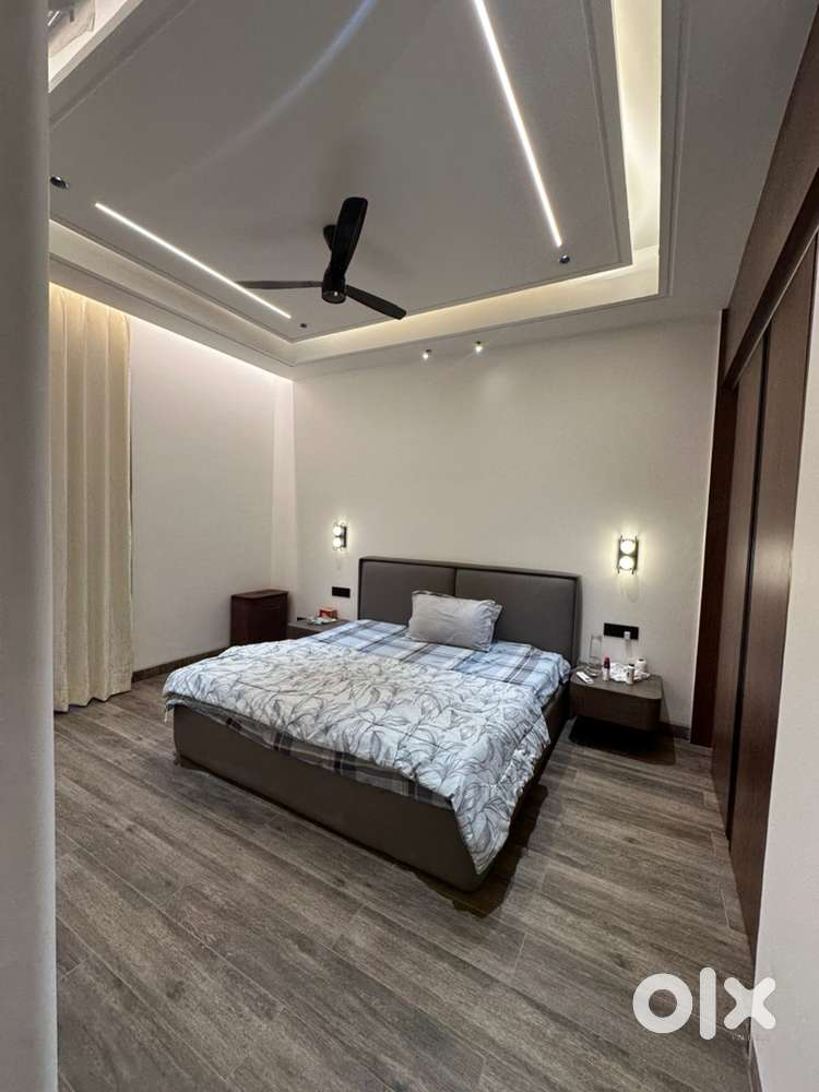 Pg with food for girls