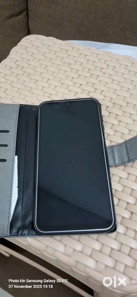 GALAXY F16. 4 months old UNISED WITH BOX