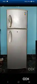 Double door fridge Price - 6000