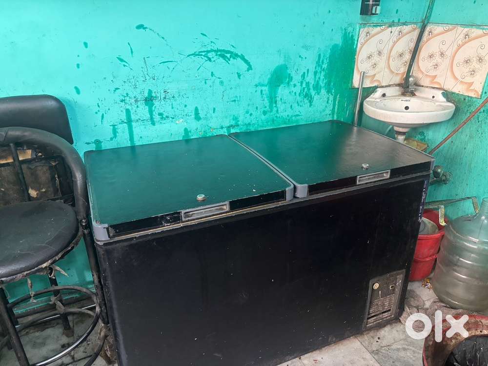 Voltas Deep Freezer 320 ltr