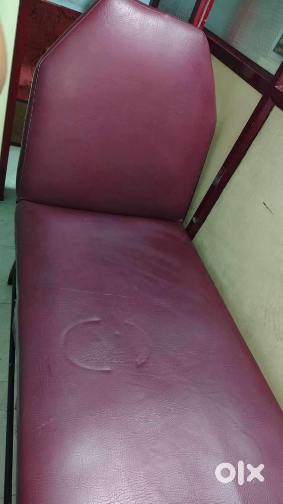 Beauty parlour equipments