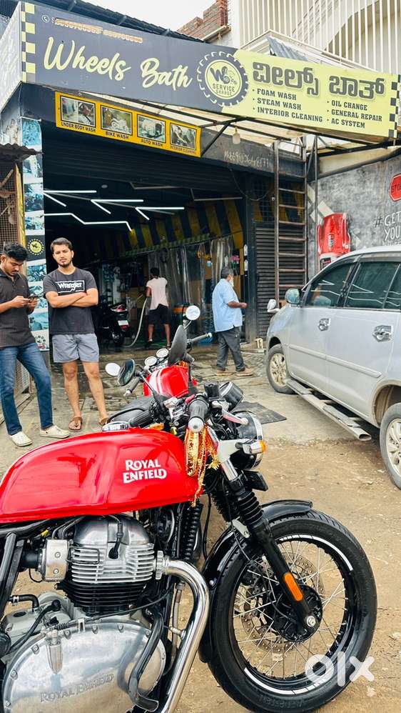 Car washing service station