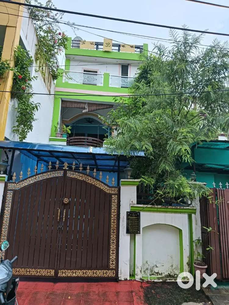6 bhk semi furnished house for sale