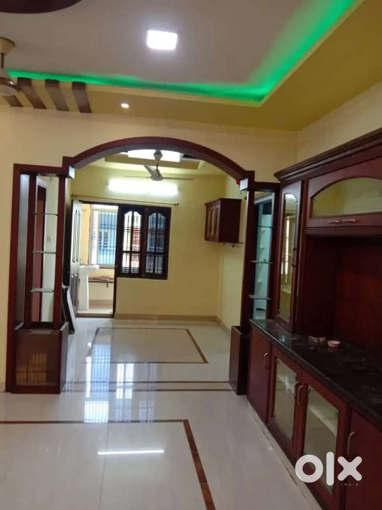 East facing spacious flat for rent