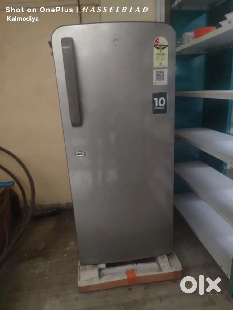 Pharmacy refrigerator 6 months old . With bill and warranty
