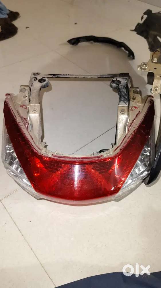 Activa 6g ( right side panel ) + tail light