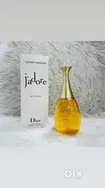 100+ collection of perfumes