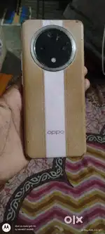 This phone  is a 3 month used phone and has only it's display broken