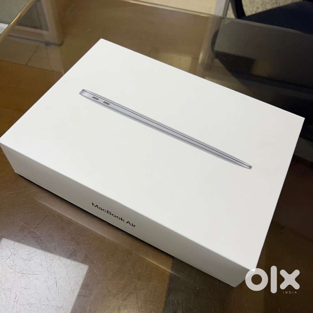 Only 1 day old Macbook M1 with full apple warranty