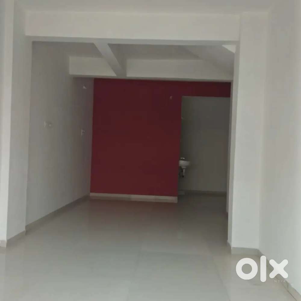 Road front huge space shop of settled health & medical shop of 5 + yr.