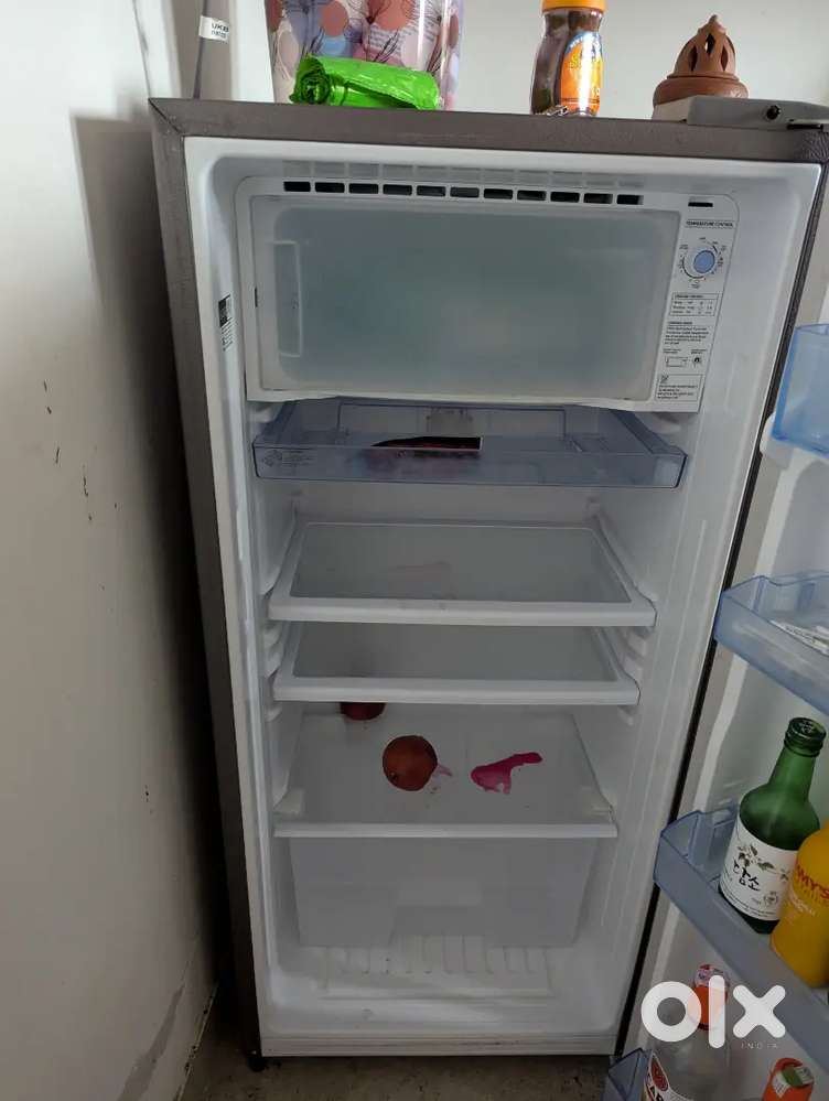 Samsung refrigerator in good condition
