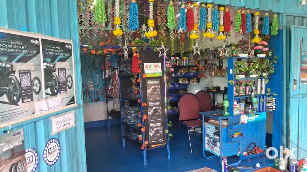 Required bike mechanics /helpers and supporting staff