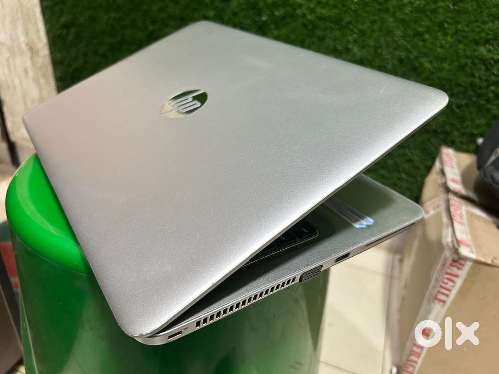 Hp ultraslim core i5 slimest 14 inc Laptop, 256gbb+1Tb , ram 8gb