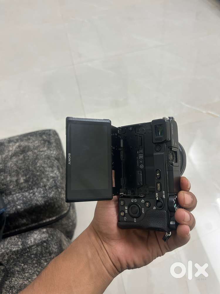 Sony A6400 mirrorless camera