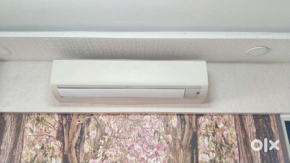 Daikin 1.5 ton Inverter