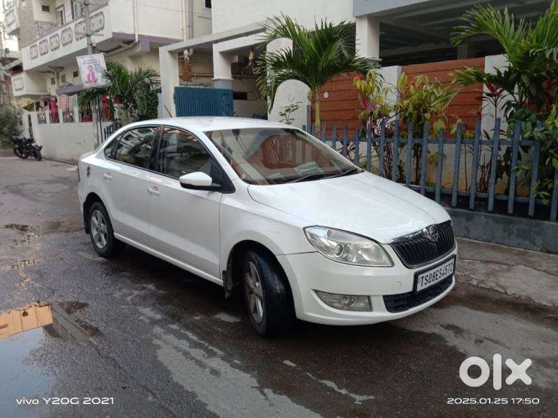 Skoda Rapid 2013-2016 1.6 MPI Style Plus, 2015, Diesel