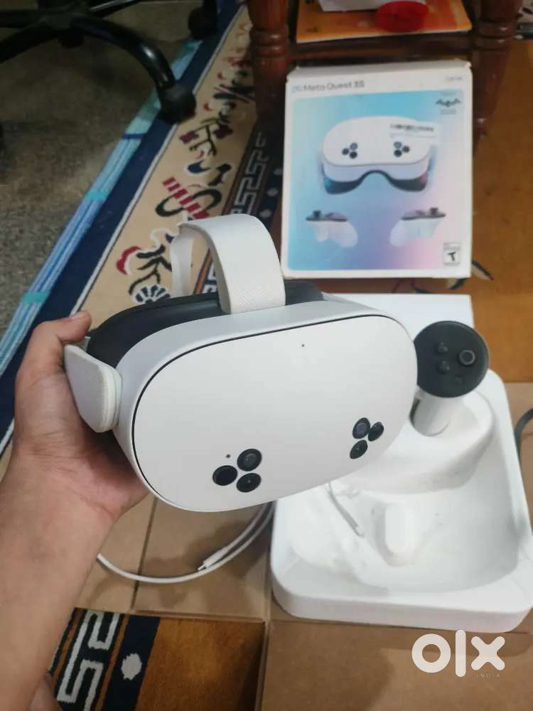 Meta Quest 3 (128GB) Headset