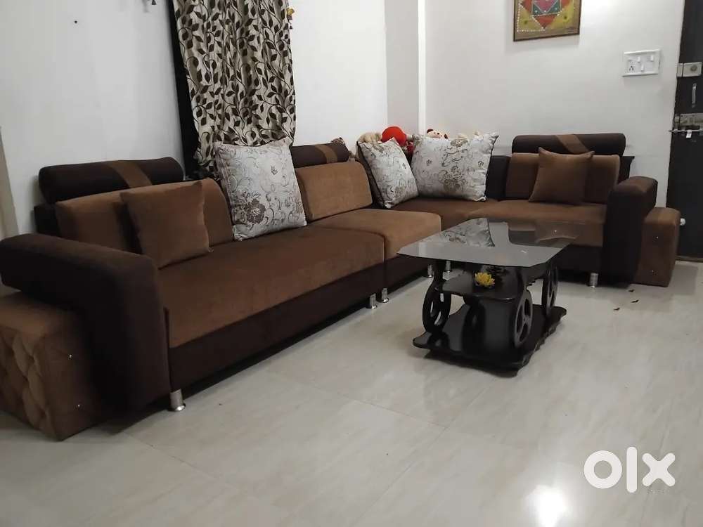 L-shaped 7 seater sofa