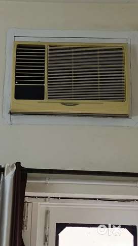 Hitachi Window AC 1.5 TON