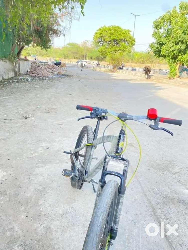 AVON NUKE PRO CYCLE MTB BICYCLE.