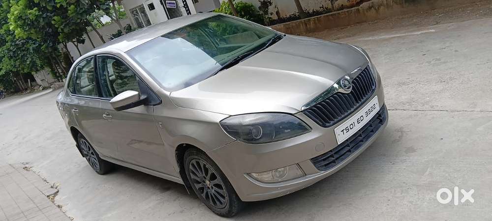 Skoda Rapid 2013-2016 1.5 TDI AT Elegance Plus, 2015, Diesel