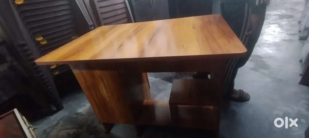 Study/computer table