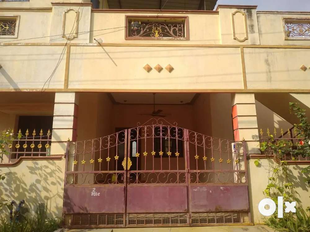 Independent 2bhk with car parking facility and front area garden
