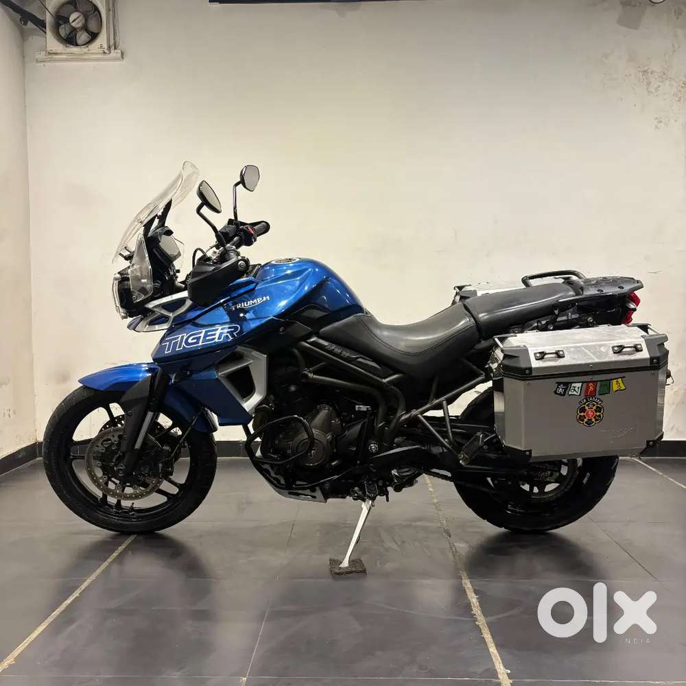 TRIUMPH TIGER 800 XRX