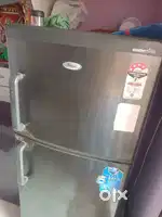 Whirlpool fridge for selling a urgently reason for new purchase so onl