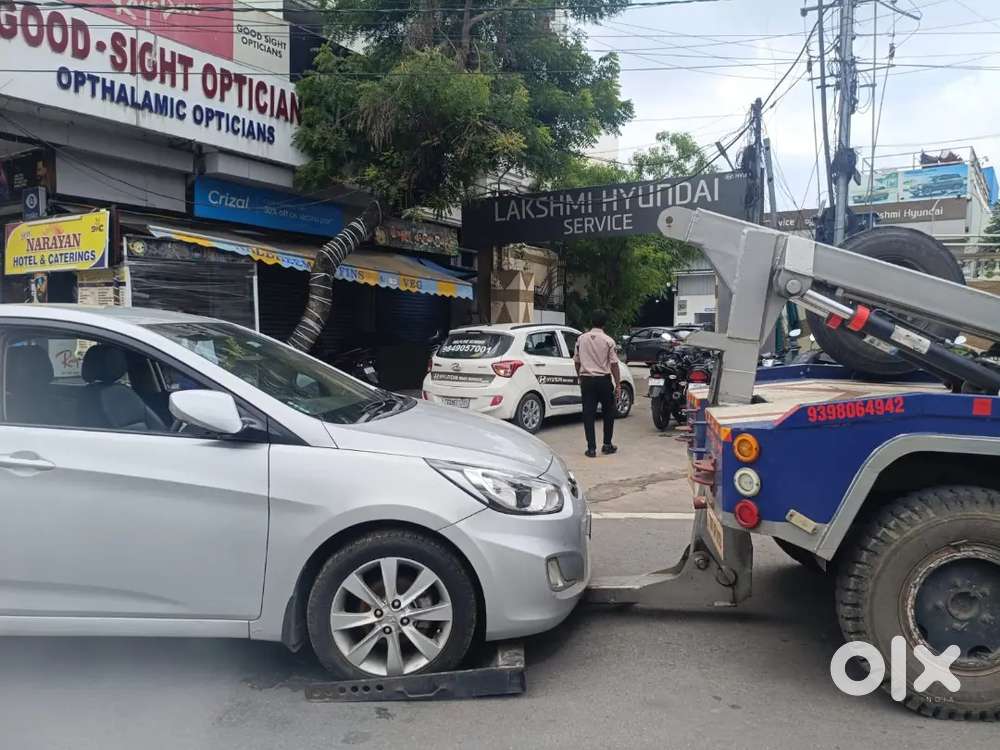 Recovery van driving job