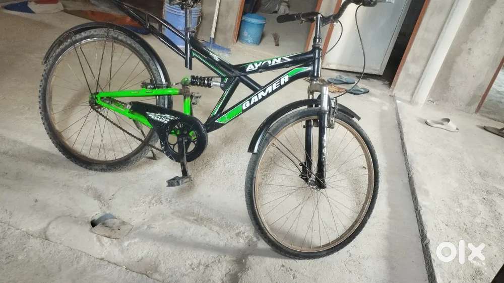 Avon gamer apex green colour