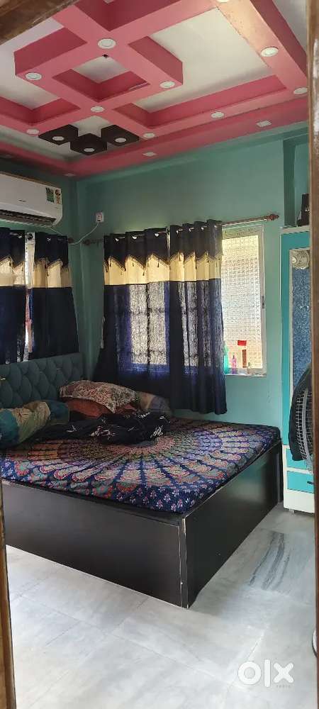 Near phoolbagan metro