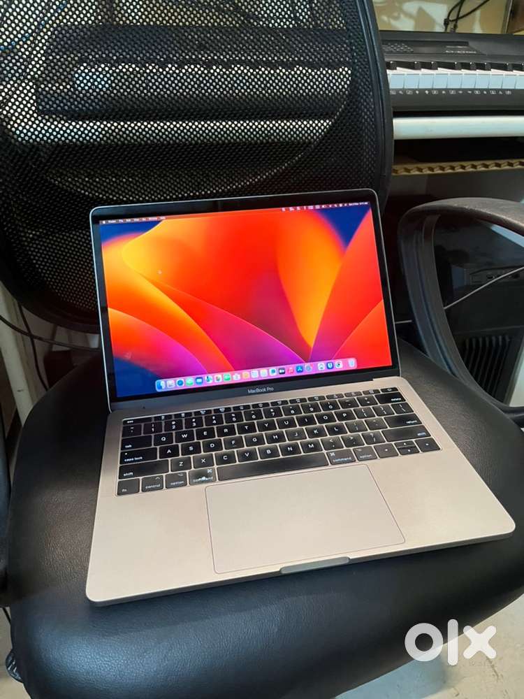 MacBook Pro A1708 space grey